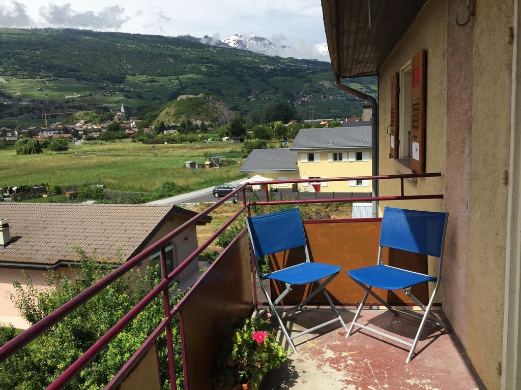 Le Central - Chambres D'Hote Grone Exterior photo